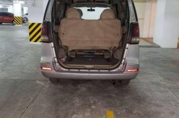 Nissan Serena 2003 local top of the line captain seats rush for sale