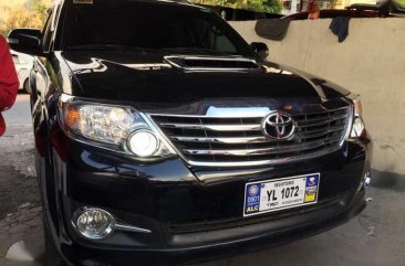 2015 Toyota Fortuner 2.5 V 4x4 Black Automatic Transmission for sale