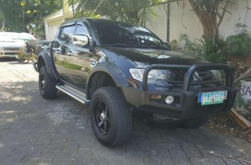 Mitsubishi Strada glx v 2012 for sale