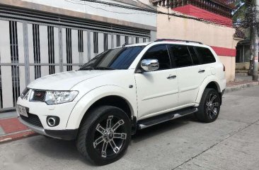 2013 Mitsubishi Montero gtv 4x4 matic diesel 20mags for sale