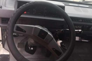 Mitsubishi 2016 L300 Deluxe Dual AC for sale