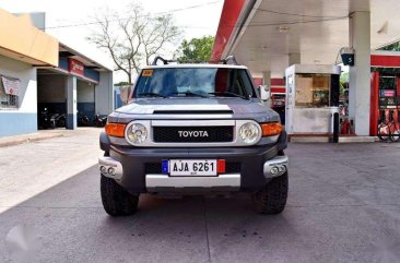 2015 Toyota FJ Cruiser Super Fresh Like Brand New 1.588m Nego for sale