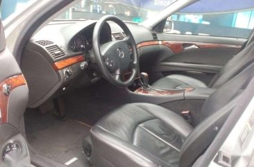 2005 Mercedes Benz E200 Automatic Gas Automobilico SM Bicutan for sale