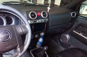 Isuzu Dmax 2012 4x4 for sale 