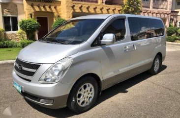 RUSH SALE - Hyundai Grand Starex 2008 AT 