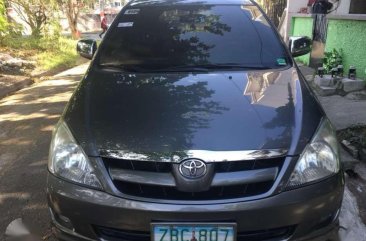 Innova G 2005 gas rush for sale 