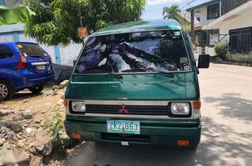2007 Model L300 versa van for sale 