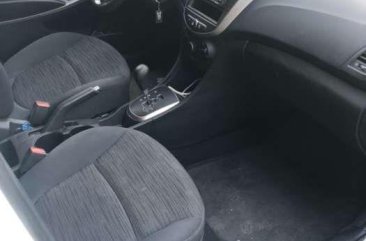 2015 Hyundai Accent gas matic 1.4 E CVT for sale