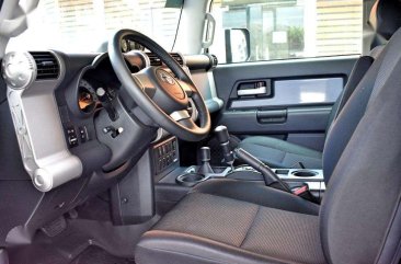 2015 Toyota FJ Cruiser Super Fresh Like Brand New 1.588m Nego for sale