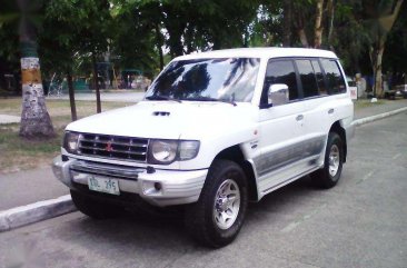 2002 Mitsubishi Pajero fieldmaster diesel 4x2 automatic 1st owned for sale