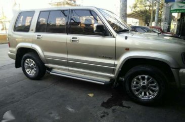 2003 Isuzu Trooper skyroof for sale