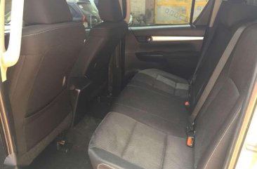 Good as new Toyota Hilux G 2015 for sale