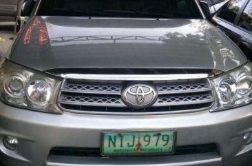 2010 Toyota Fortuner 2.5 G 4x2 automatic transmission for sale