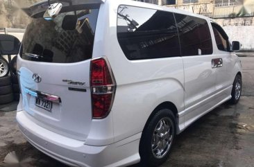 Hyundai Grand Starex VGT Gold PLATINUM 2015 for sale