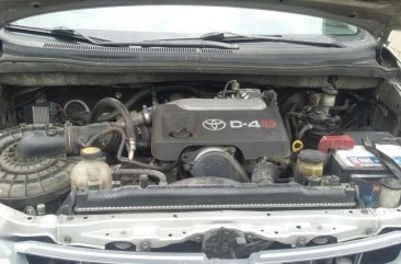 Toyota Innova diesel manual transmission 2005 for sale