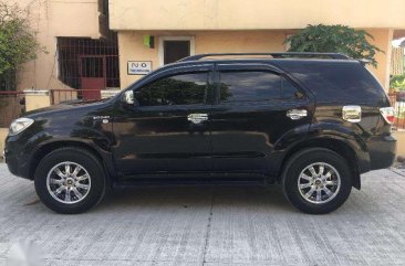 Toyota Fortuner V 2007 Automatic Diesel for sale