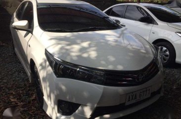 Toyota Corolla Altis 2015 V for sale