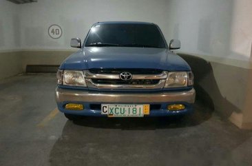 Toyota Hilux 2002 A/T local diesel for sale