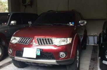 2009 Top of the line 4 x 4 MITSUBISHI MONTERO FOR SALE