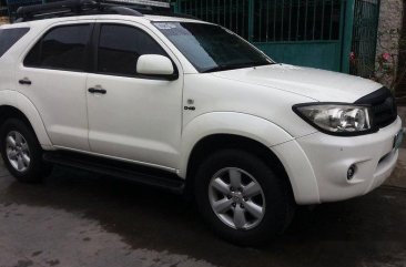 Toyota Fortuner 2010 G A/T for sale