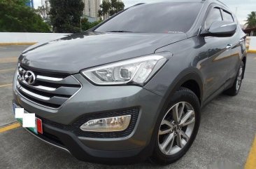 Almost brand new Hyundai Santa Fe Diesel 2014 for sale