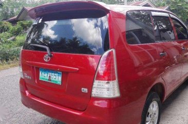 FOR SALE TOYOTA Innova 2011