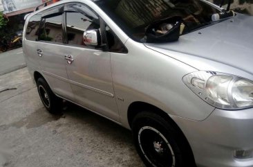 Toyota Innova g 2010 trade or swap