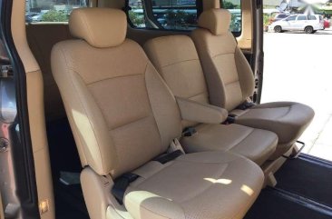 2015 HYUNDAI Grand Starex GOLD CRDi VGT Automatic FOR SALE