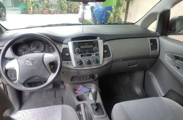 For sale 2012 Toyota Innova E matic