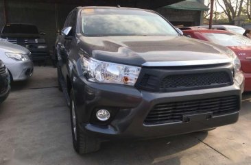 Well-maintained Toyota Hilux 2016 for sale