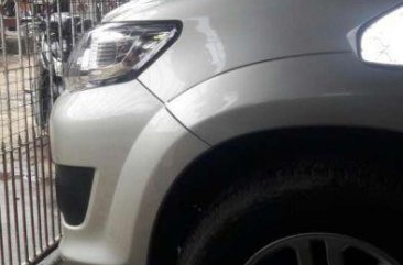 TOYOTA Fortuner diesel manual 2013 FOR SALE