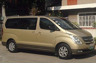 2011 Hyundai Grand Starex Gold automatic for sale