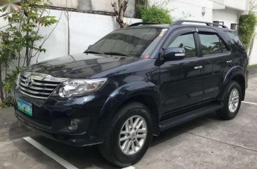 2013 Toyota Fortuner G gas FOR SALE