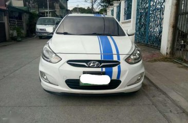 Hyundai Accent 2012model manual tranny FOR SALE