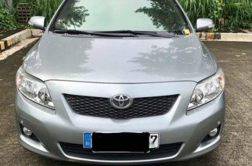 Well-maintained Toyota Corolla Altis 2010 A/T for sale