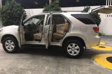 Well-kept Toyota Fortuner G 2006 for sale