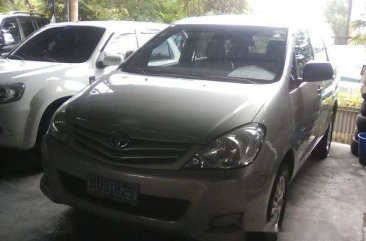 Good as new Toyota Innova 2010 for sale