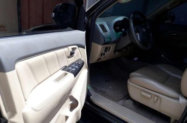 Well-maintained Toyota Fortuner V 2012 for sale