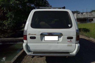 Isuzu Crosswind XL 2.5L Diesel White 2002 for sale