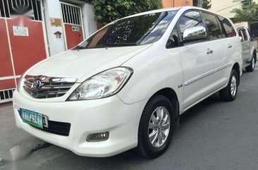 Well-maintained Toyota Innova V for sale