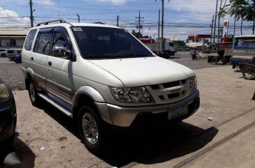 Well-maintained Isuzu Crosswind XUV 2006 for sale