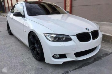 Good as new  BMW 320i e92 2008 for sale