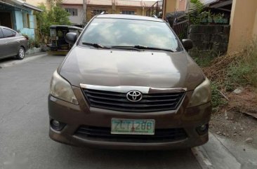 Toyota INNOVA 2006 Light Brown for sale 