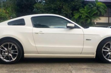 Ford Mustang 5.0 2013 top of the line FOR SALE