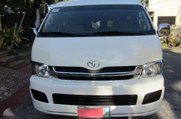 Well-maintained Toyota Grandia GL 2.5 2010 for sale