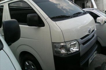 Well-maintained Toyota Hiace Commuter 2017 for sale