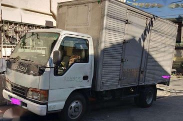 Well-kept Isuzu ELF 2009 for sale