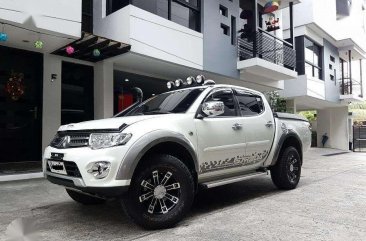 2014 Mitsubishi Strada gls v for sale 