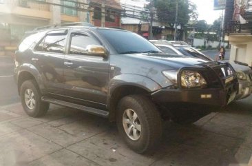 Well-kept Toyota Fortuner G 2009 for sale