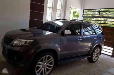 Toyota Fortuner 2015 V 4x2 Diesel Manual 25k mileage